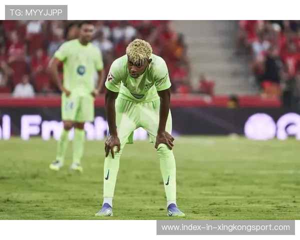 巴萨亚马尔劲射直挂上角诺坎普再次沸腾