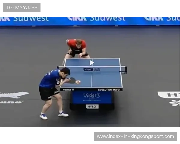 奥恰洛夫反手拧冲精准落点